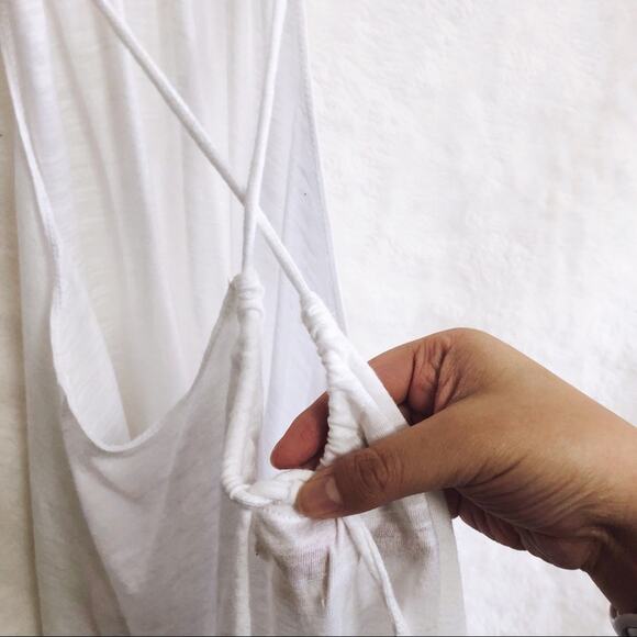 Hollister White Airy Racerback Adjustable Top - Picture 2 of 8